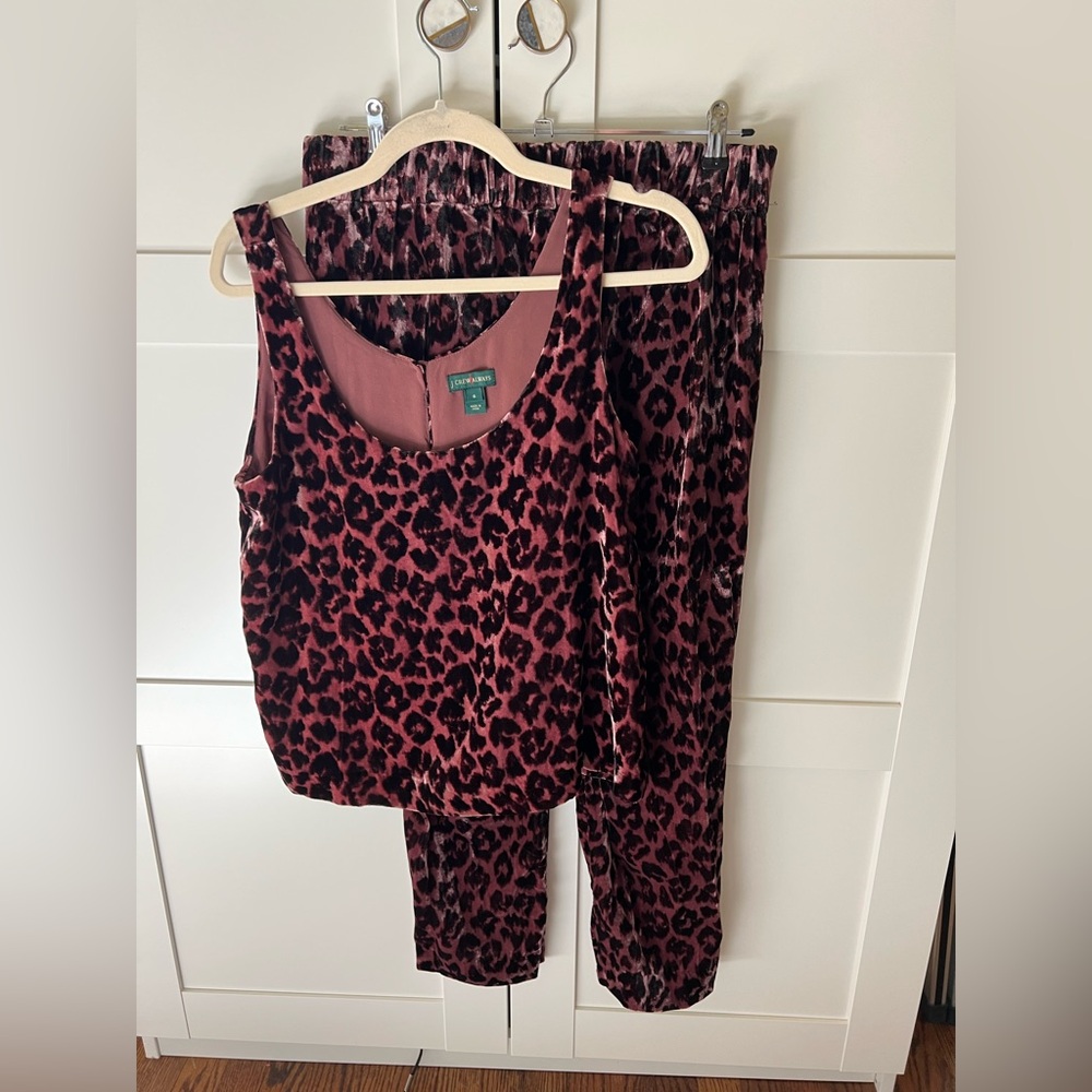 JCrew leopard velvet pants and tank/cami matching.